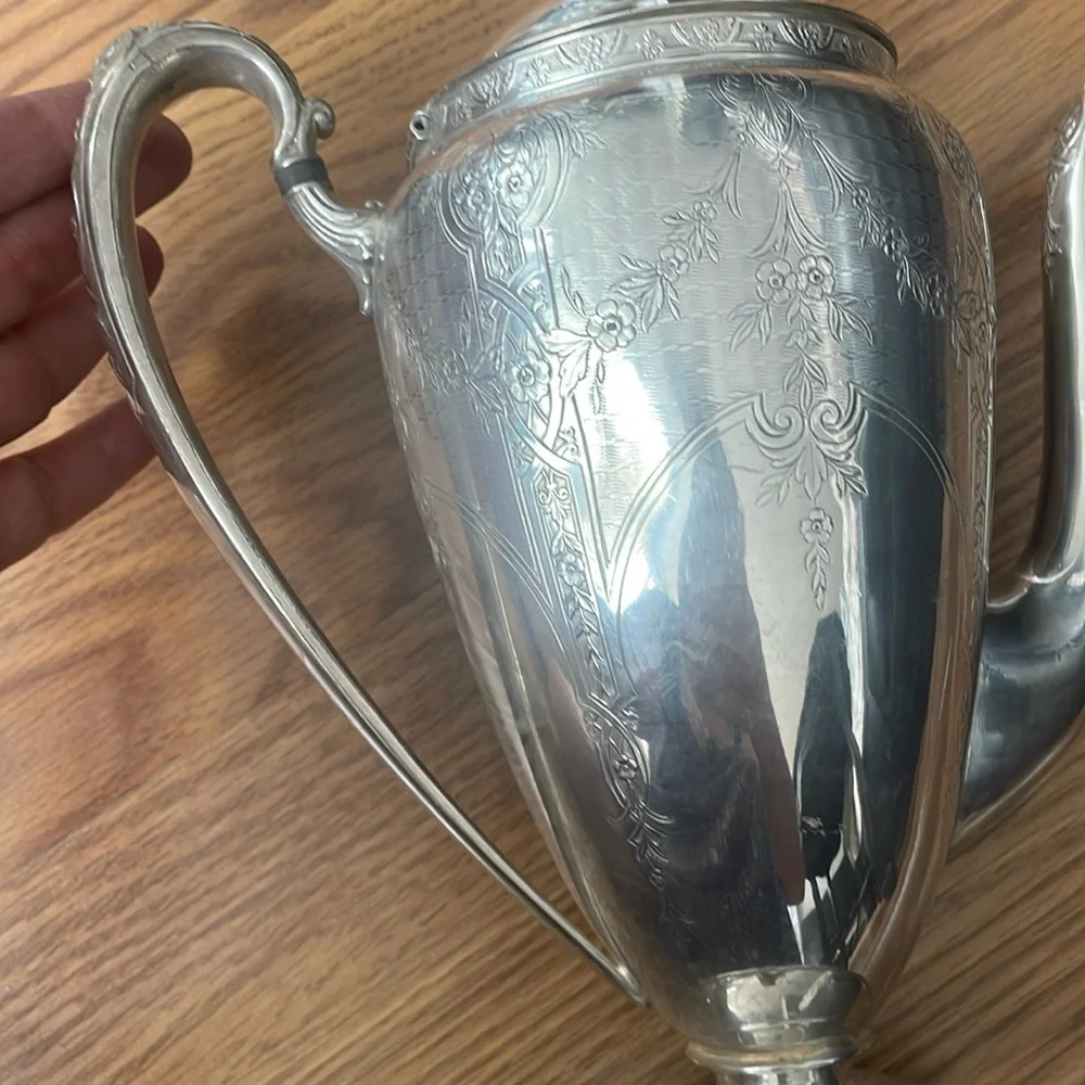WILCOX INTERNATIONAL CO SILVER PLATE COFFEE POT& CREAM FLORAL PATTERN #…
